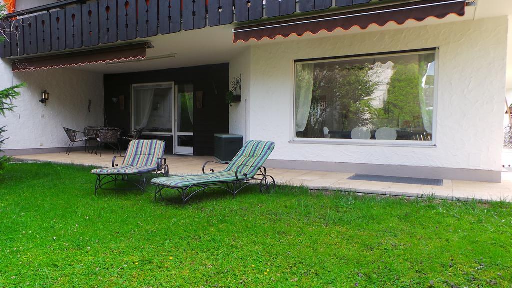 Yeti Lux - Family Garden Lodge Garmisch-Partenkirchen Zimmer foto