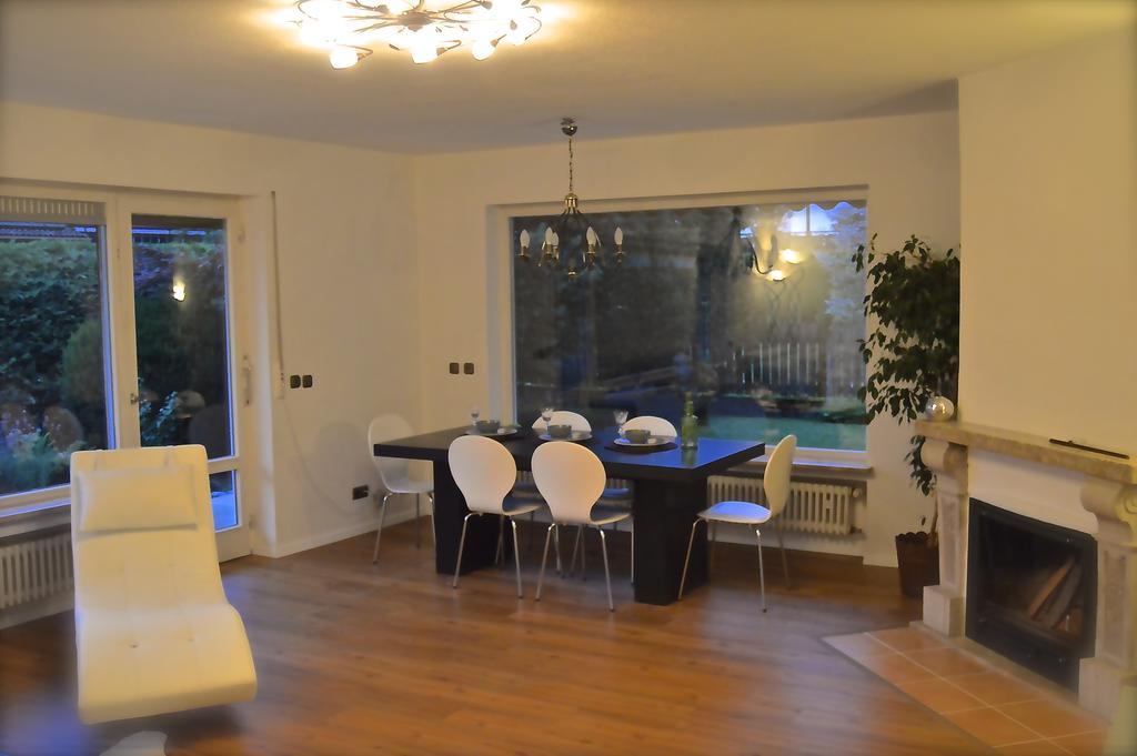 Yeti Lux - Family Garden Lodge Garmisch-Partenkirchen Zimmer foto