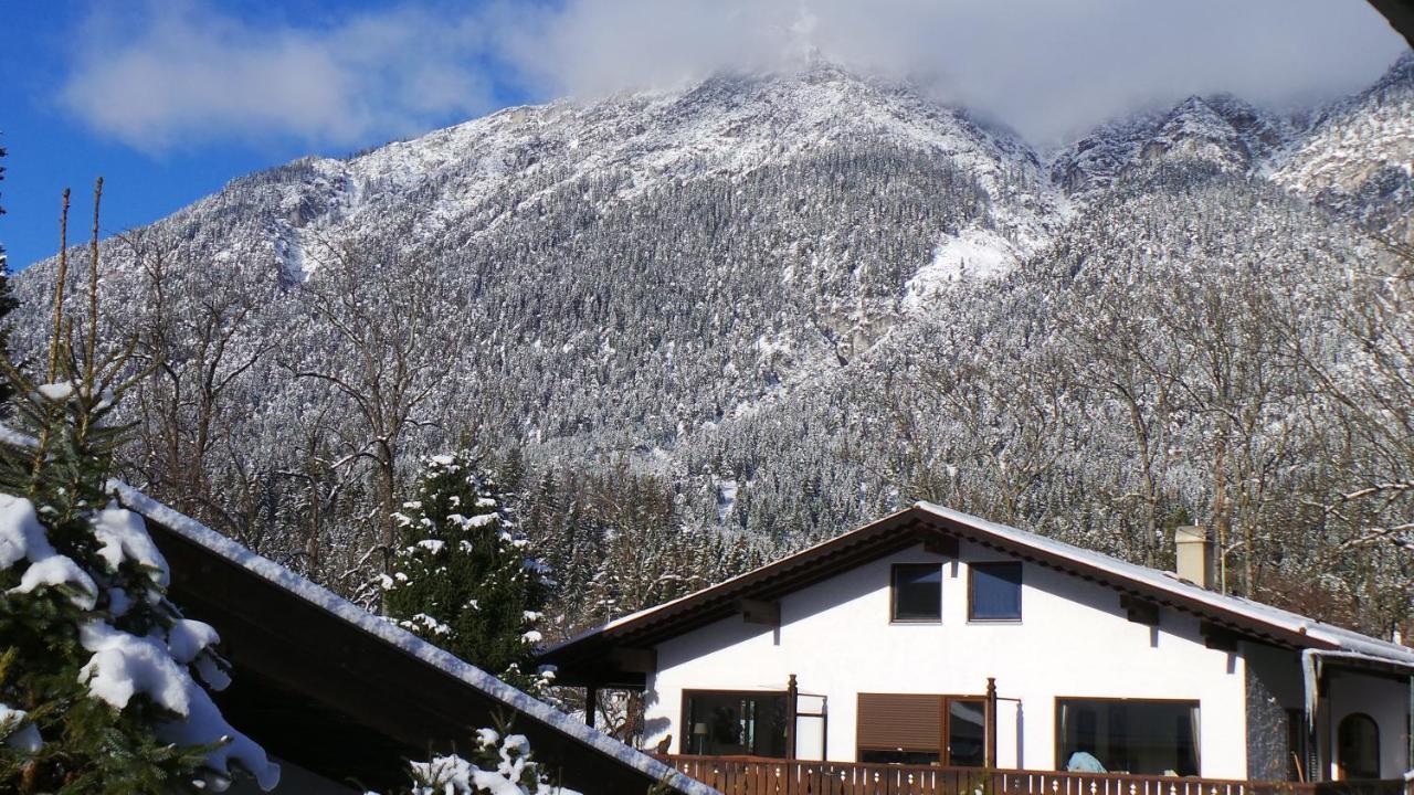 Yeti Lux - Family Garden Lodge Garmisch-Partenkirchen Exterior foto